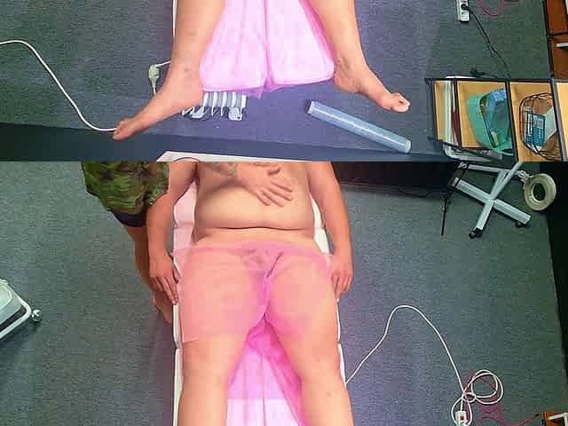 He Fell off the Massage Bed, Happy Ending Massage for a Fat Guy