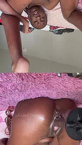 Black Bangs Herself Untill This babe Squirt And Cream