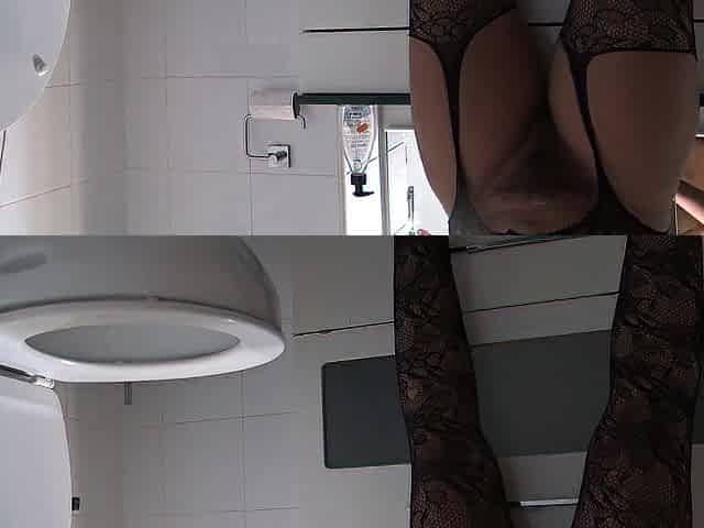 real voyeur amateur mamma tells stepson to void urine in front of her