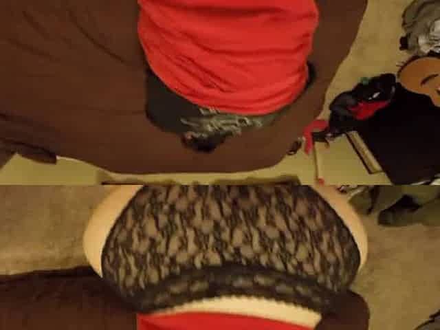fucking her pussy