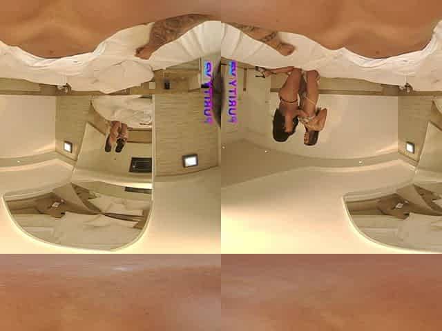 PURITYVR Roommate with Lilian and Maria Eduarda