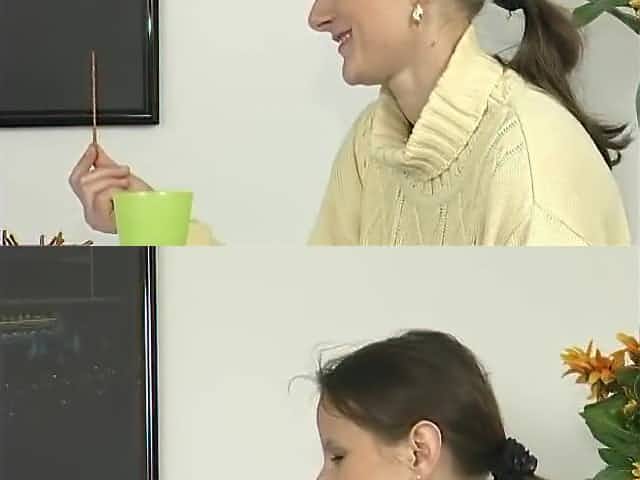 Thin MILF loves her dildo - Julia Reaves