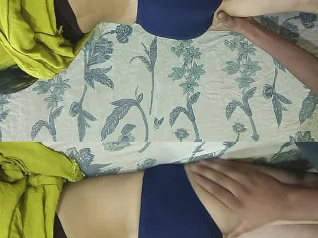 Hotttest Indian Couple Sex at Home Video in Hindi