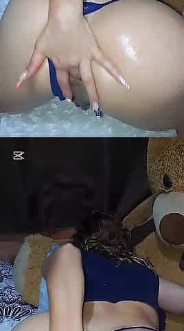 Sextoy in the booty