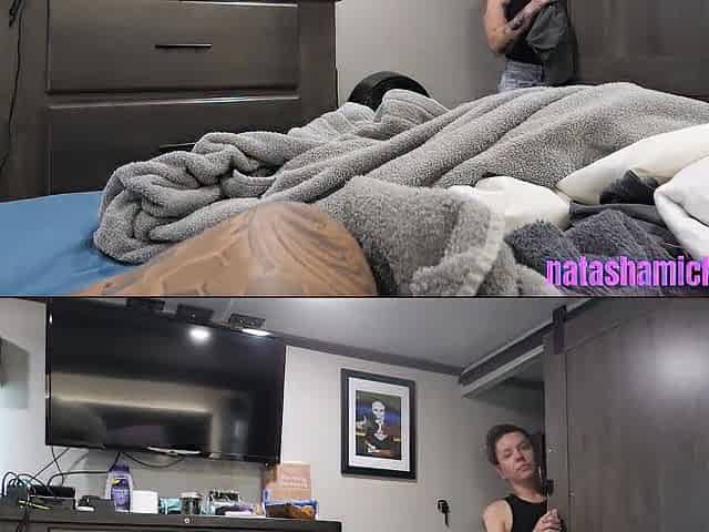Mom Figures Out a Way to Get the Chores Done at Home