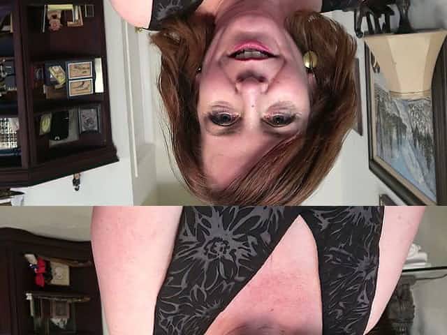 Short haired mature wrinkled housewife undresses to pet her own twat