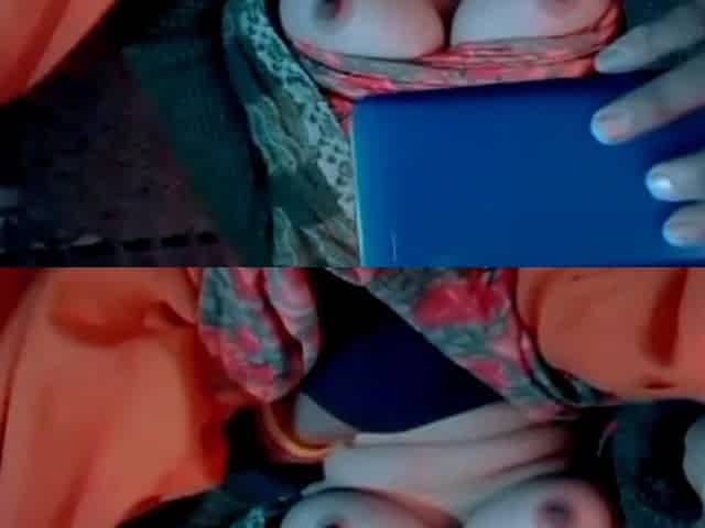 Hot Beautiful Girl Masturbating Watching Sexy Video in Mobile