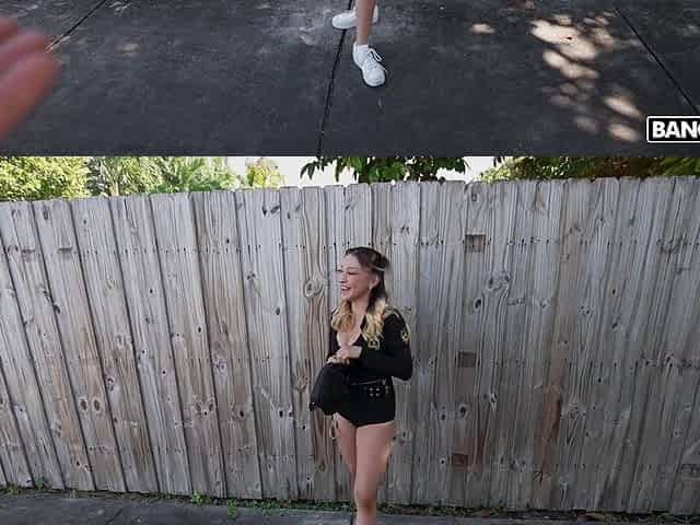 Mads Flores is getting picked up on the street