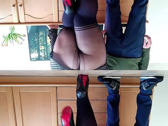 Nice-looking mother i'd like to fuck in hose peeing at home