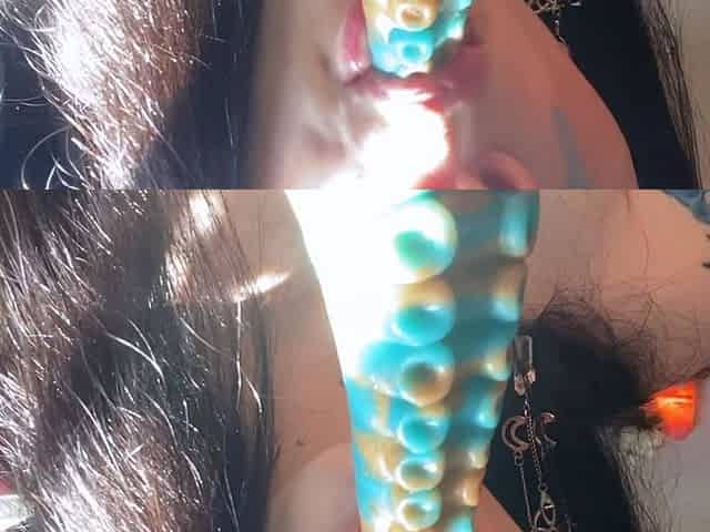 Nerdy amateur british teen babe masturbates