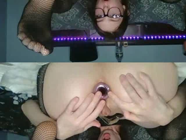 Cute blonde amateur webcam teen masturbating