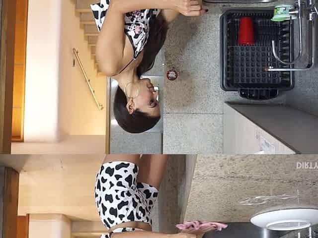 Stepmother Is Seduced by Her Stepson Who Lets Himself Be Carried Out by Pleasure and Lust Until He Makes Him Cum.