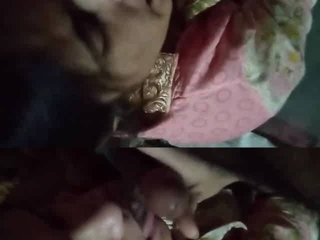 Pakistani Girl Shop Worker Cheating Sex with Owner on Charpayi