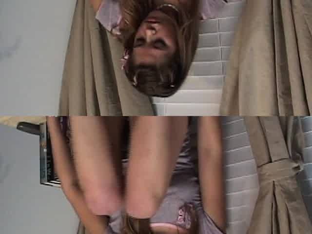 Flexible teen slut in a horny solo