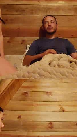 There My Ass! Tourist Fucks the Ass of the Married Housekeeper of the Inn Until She Squirts and Wets the Bed