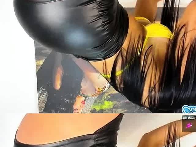 Sexy hottie Anetta Keys enjoys a solo toy masturbation