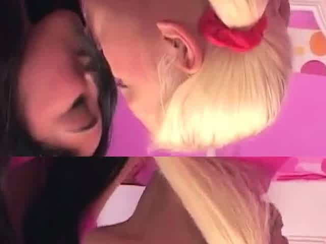 Lil Lexy Masturbating
