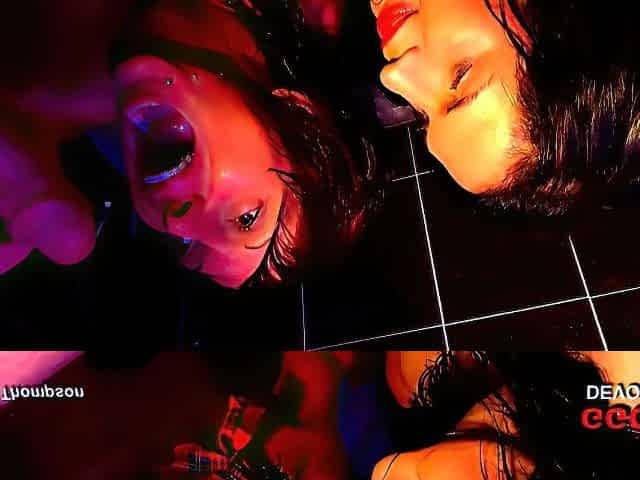 Lady-loves Pissing On Girls Action