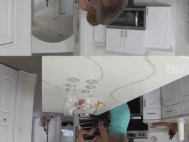 Cougar Sara Jay & Granny Leilani Lei Eating Each Other's Cocks!