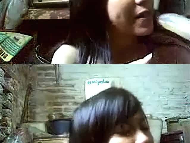Indonesian Babe's Hot Dance
