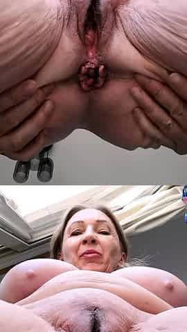 She Asks to Fuck Her in the Ass
