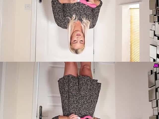 Corpulent Playgirl Fills Her Vagina With Favourite Sex Toy