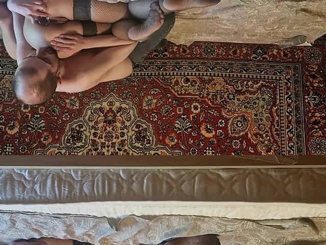 Sasha Earth ass-plug masturbation Anastasia Mastix anal aperture