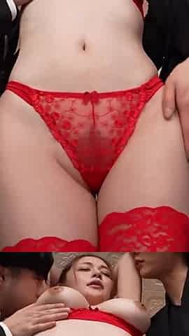 Risky Heat Rises as Married Mary Unleashes Her Bold, Overwhelming Curvy Presence -scene.5