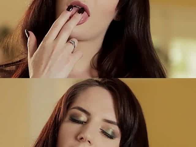 Naughty Samantha Bentley crazy solo clip