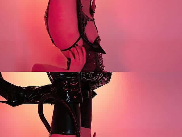 Sexy Succubus invites u to spend with her a INDEED sexy night