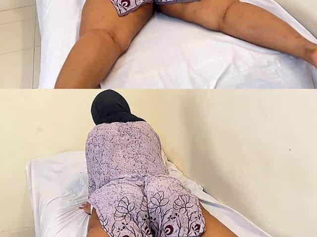 Beautiful Stepmom Is Doing Morning Exercise on the Bed with Her Big Ass Out