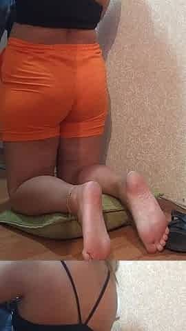 My desi Indian girlfriend with a big ass licks my dick and cums in her mouth