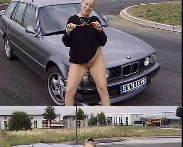 German MILF Pissing Blonde