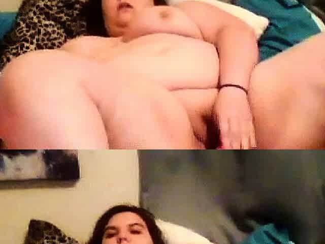 BBW Orgasms with Dildo in Bed - Webcam Solo