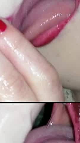 Super Pussy. Red Lips