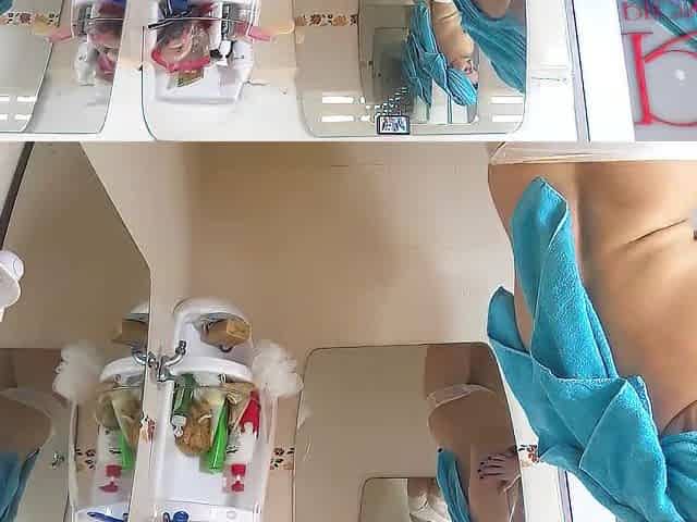 Striptease dancing in shower room. Do u want to bang a exposed babe in the shower? web camera 1-6