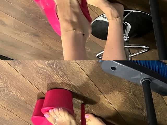Webcam girl close up masturbation