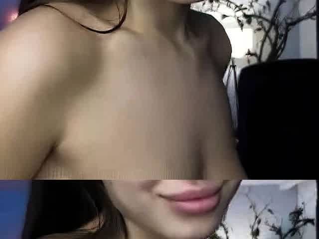 Nerdy amateur british teen babe masturbates