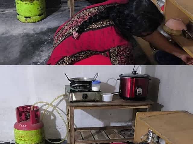 My Step Aunty Was Cooking so I Hugged Her and Started Fucking Her in the Ass.