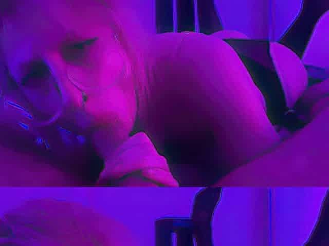 Lustful teen in glasses enjoys taking it unfathomable