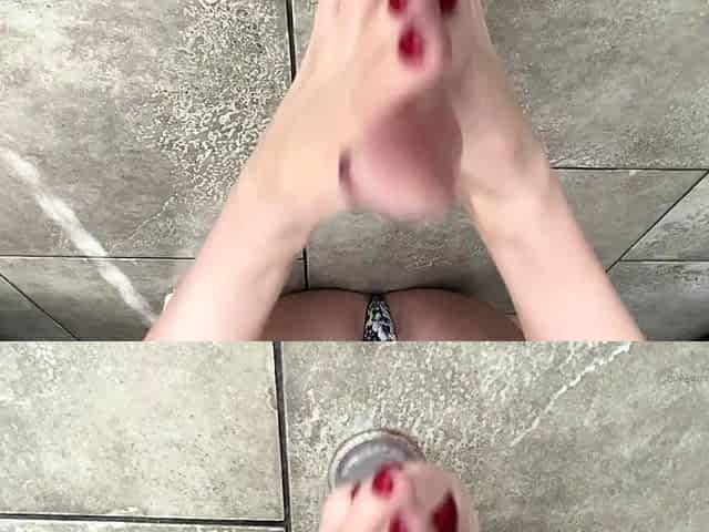 Maitresse Madelines solo foot fetish POV
