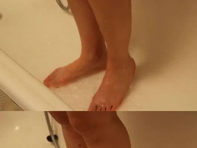 stepmom pee in shower baths