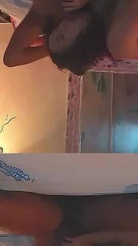 Hotwife Twerking and Sucking a Big Dick in Front of the Cuckold