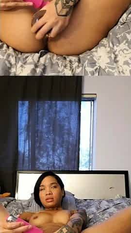 Amateur Webcam Teen Masturbates And Teases