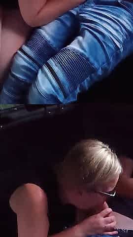 Surprise sucking my lover in the car