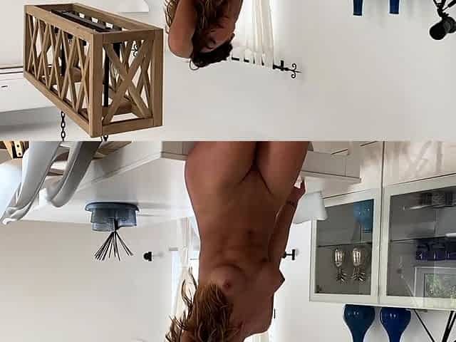 Brunette Solo Webcam Masturbation