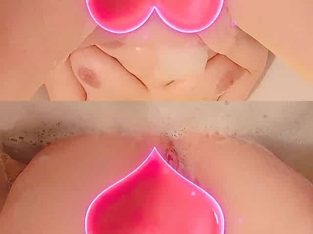 Sabrinahole masturbates in the shower