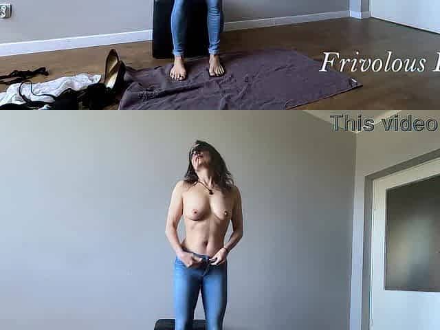 Mature peed her pants after hard masturbation to orgasm