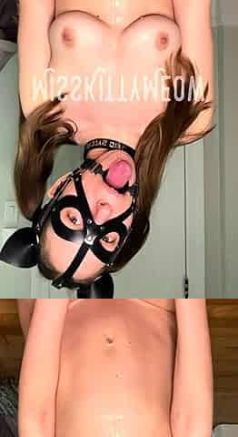 Small titted babe toys her pussy on webcam