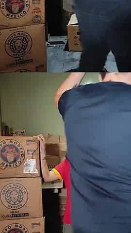 Oxxo employee caught in the warehouse in swap for a permit